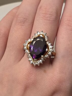 Vintage Gold-Plated S925 Ring with Oval Purple Gemstone & Halo - Women Jewelry